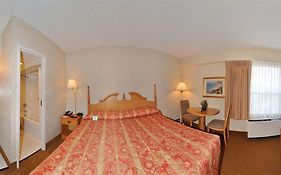 Econo Lodge Metro